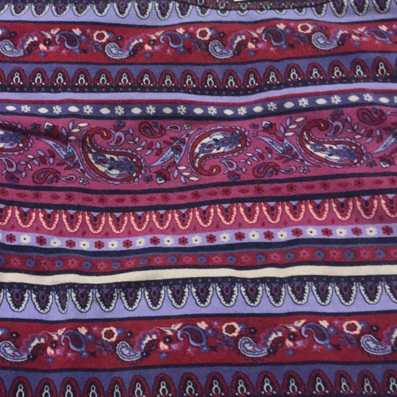 Forever 21 Purple Paisley Crop Top - Picture 2 of 2